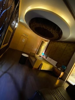 amani spa boutique motel