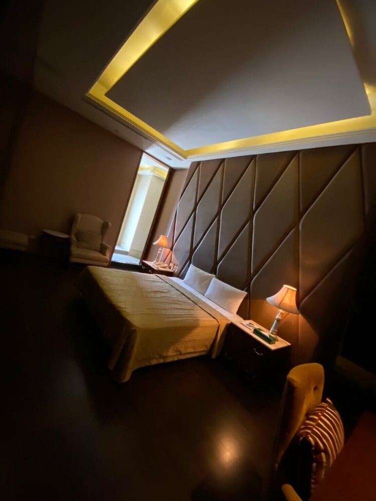 amani spa boutique motel