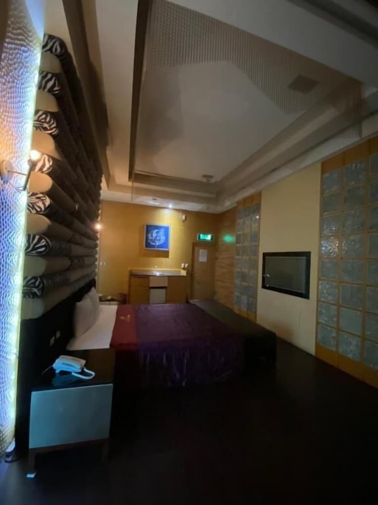 amani spa boutique motel