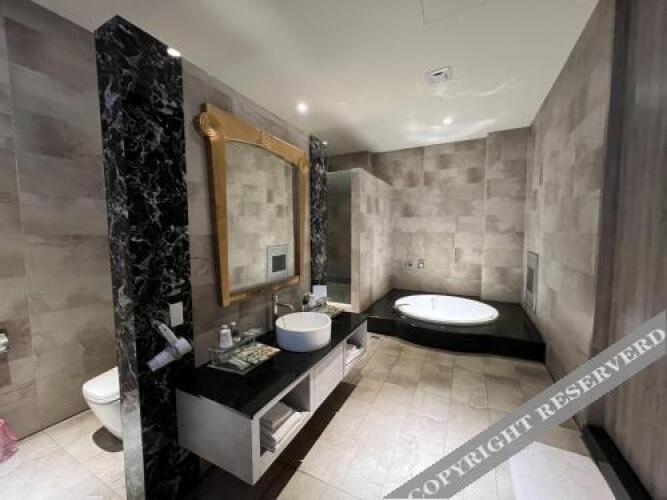 amani spa boutique motel