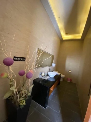 amani spa boutique motel