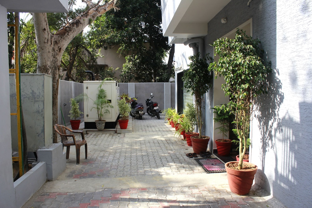 treebo trend rithikha inn crest