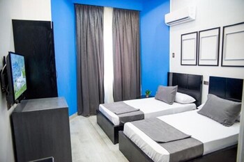 egyptian night hostel