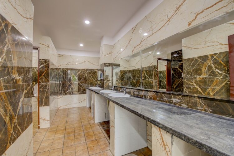hotel royal suites