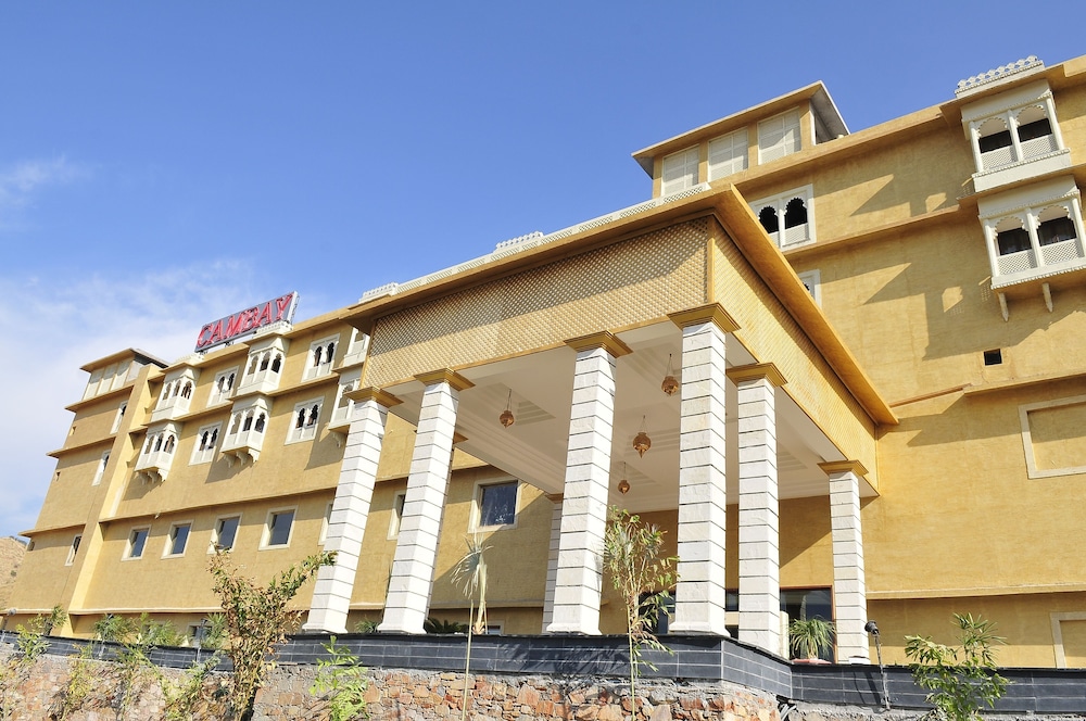 opal club resort udaipur