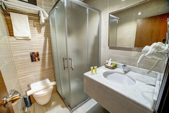 nairoukh hotel aqaba