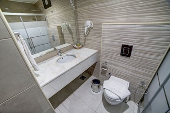 nairoukh hotel aqaba