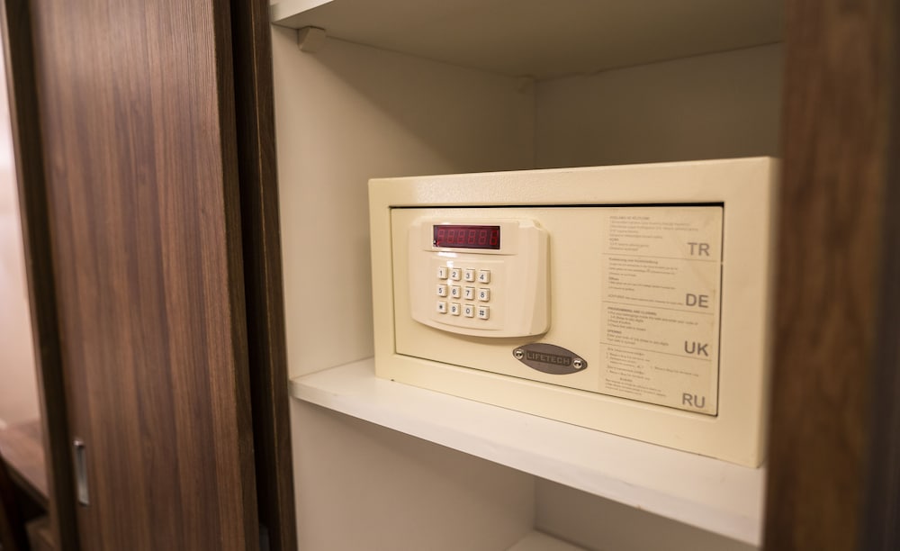 nairoukh hotel aqaba