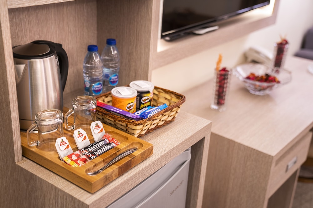 nairoukh hotel aqaba