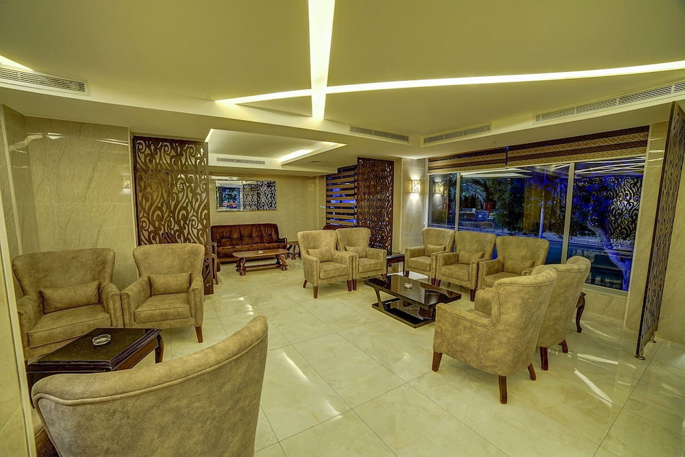 nairoukh hotel aqaba