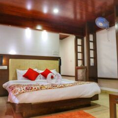 Vythiri Wild Forest Resort,Kolagappara>>Kalpetta,3 star