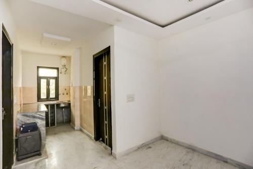 hotel o anshun residency near mk cinemas rohini