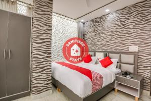 Hotel O Anshun Residency Near Mk Cinemas Rohini,New Delhi>>Delhi,3 star