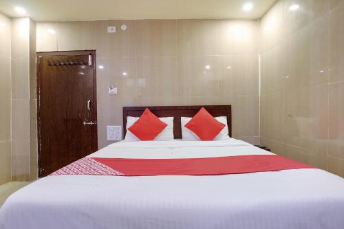 Oyo 46788 Balaji Residency,Kondapur>>Hanmakonda,3 star
