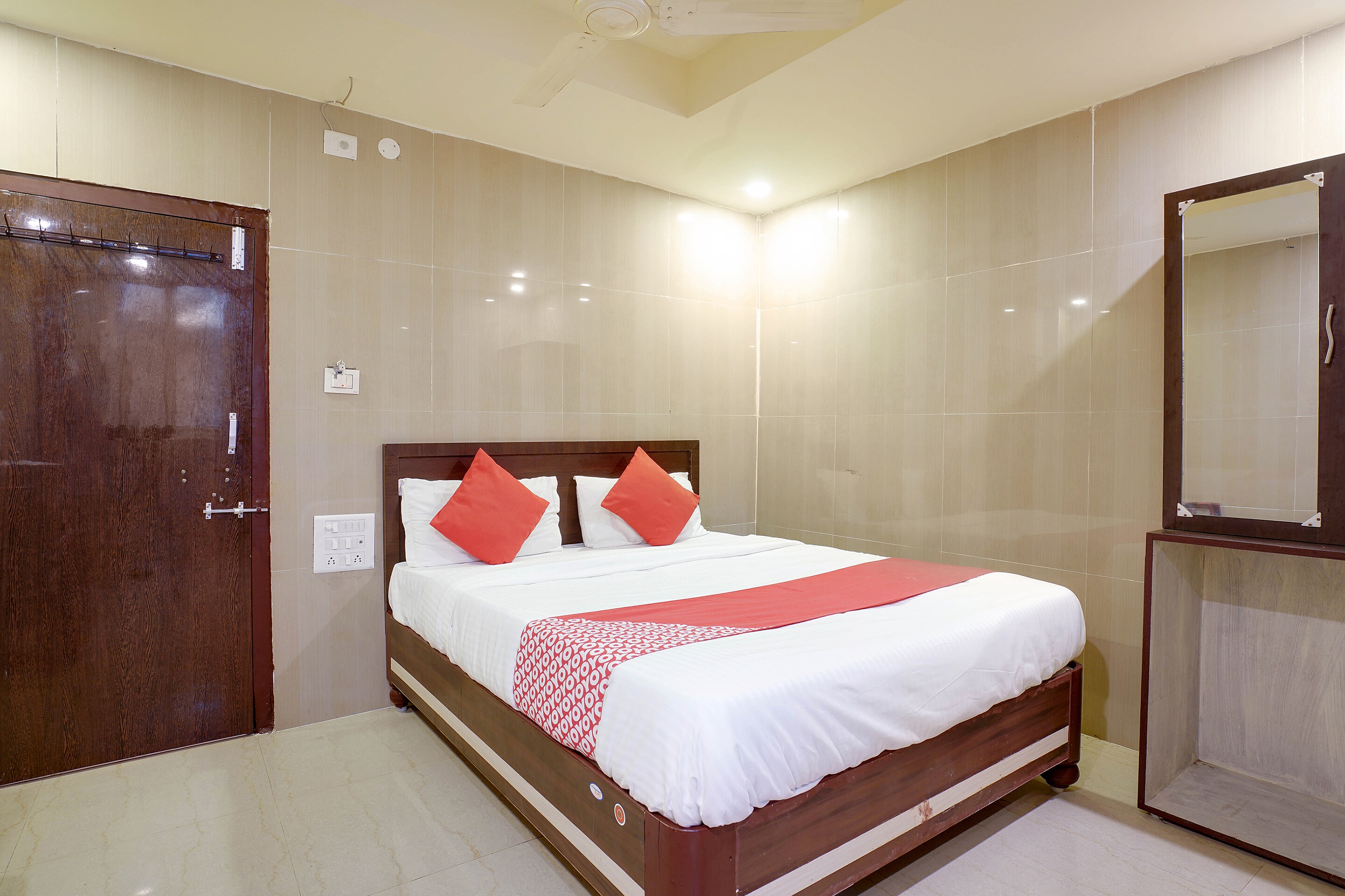 oyo 46788 balaji residency