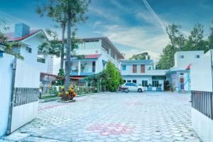 ss silver oaks resort