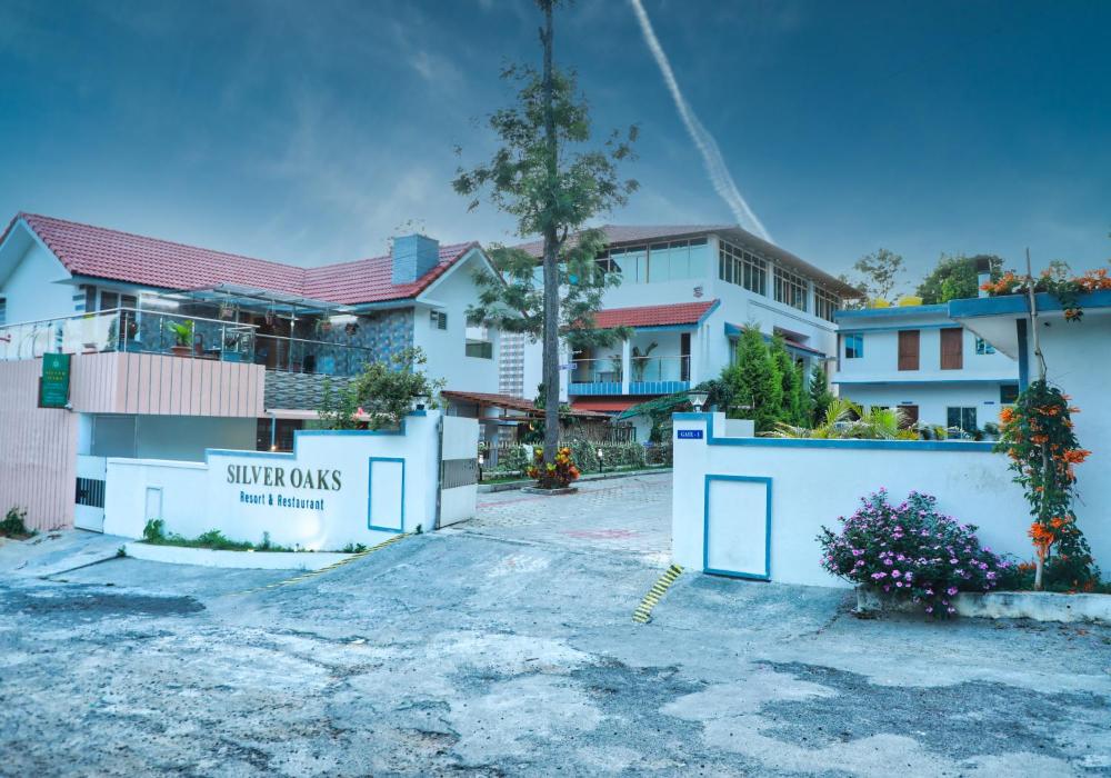 ss silver oaks resort