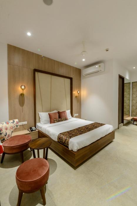 the regal banquets and rooms