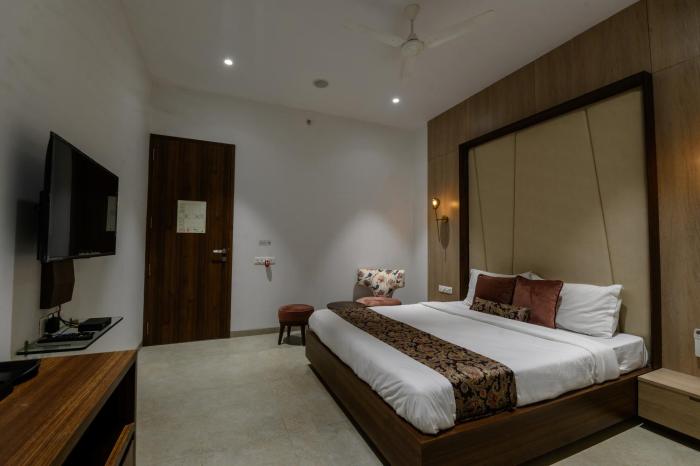 the regal banquets and rooms