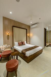 the regal banquets and rooms