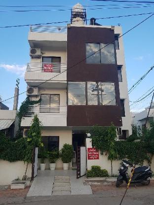 sukh palace