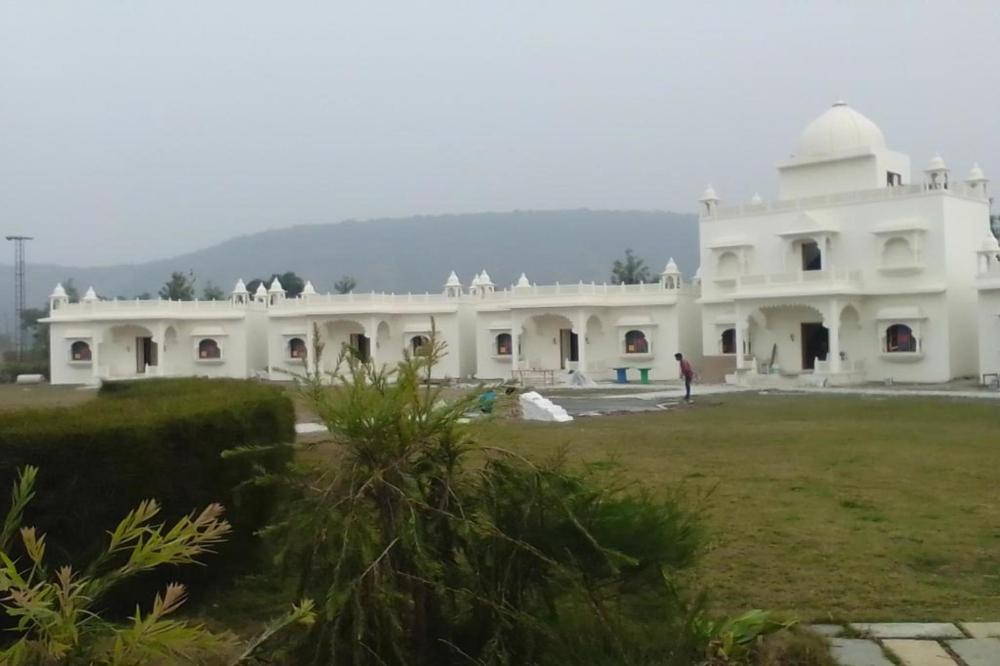 Rajasi Palace