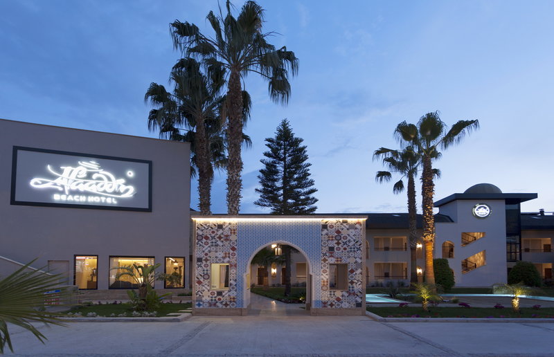alaaddin beach hotel adults only