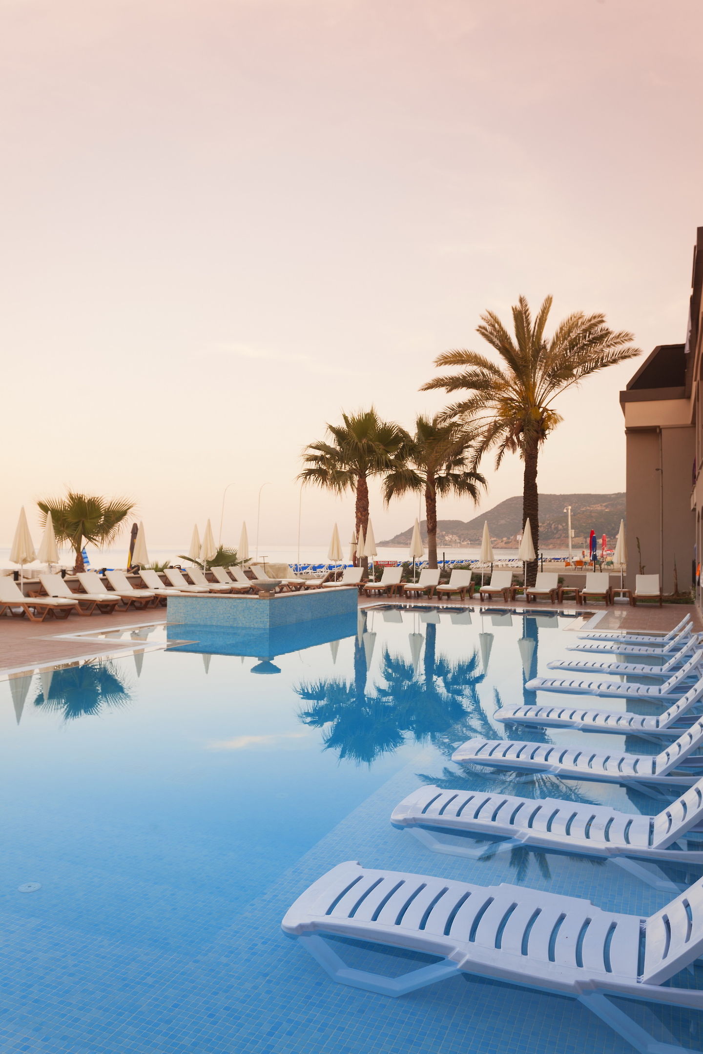 alaaddin beach hotel adults only