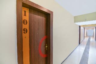 hotel o sunshine inn near pune railway station