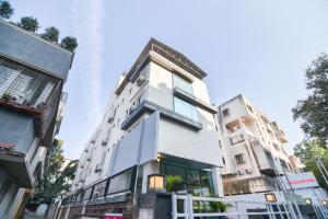 hotel o sunshine inn near pune railway station