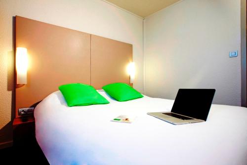 Campanile Paris Ouest - Gennevilliers Barbanniers,Colombes>>Asnieres-Sur-Seine,3 star