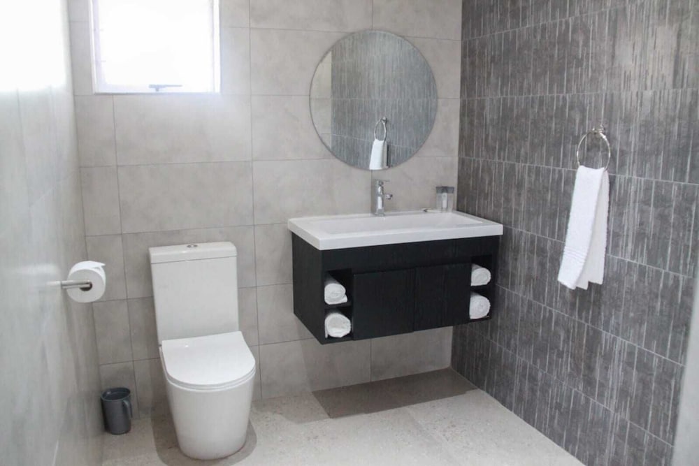 the cato suites hotel