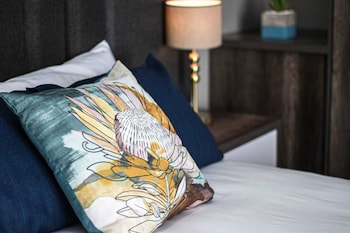 the cato suites hotel