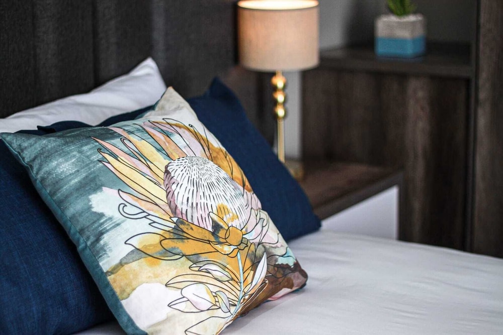 the cato suites hotel