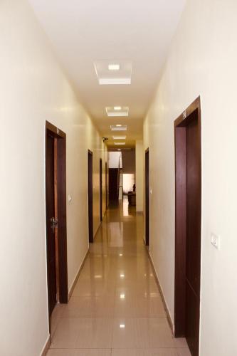 grover international hotel