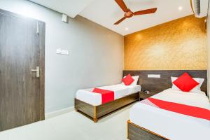 oyo 70680 mokshajna inn