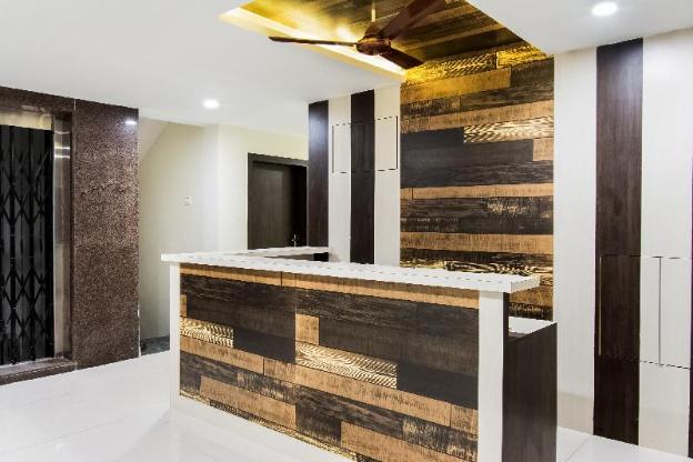 oyo 70680 mokshajna inn