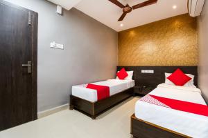 oyo 70680 mokshajna inn
