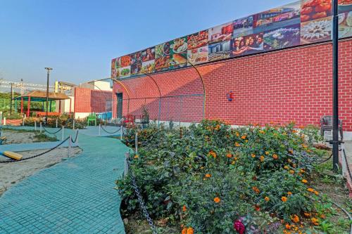 capital o kanha resort