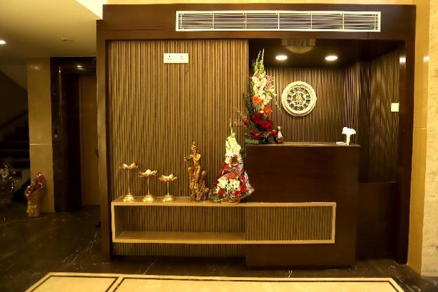 hotel grand girdhar
