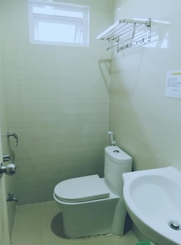 meaco royal hotel binan