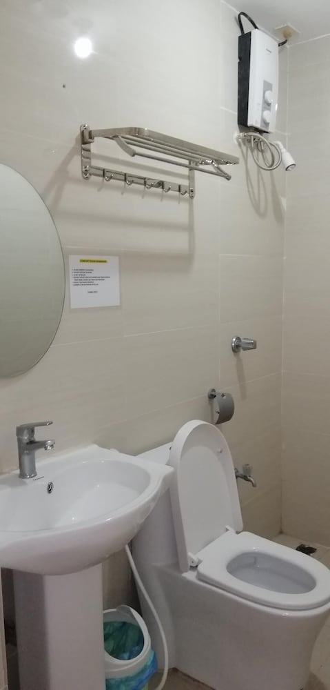 meaco royal hotel binan