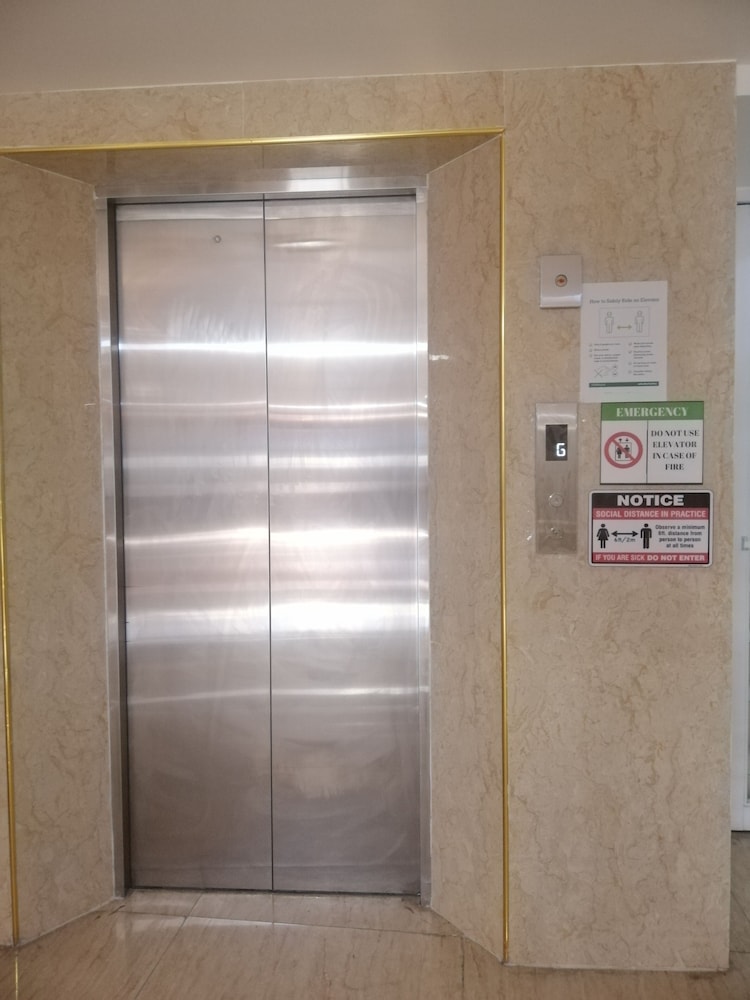 meaco royal hotel binan