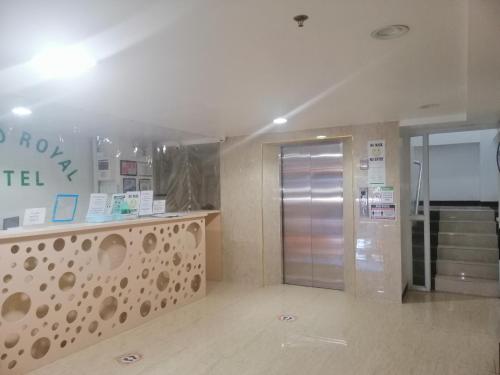 meaco royal hotel binan