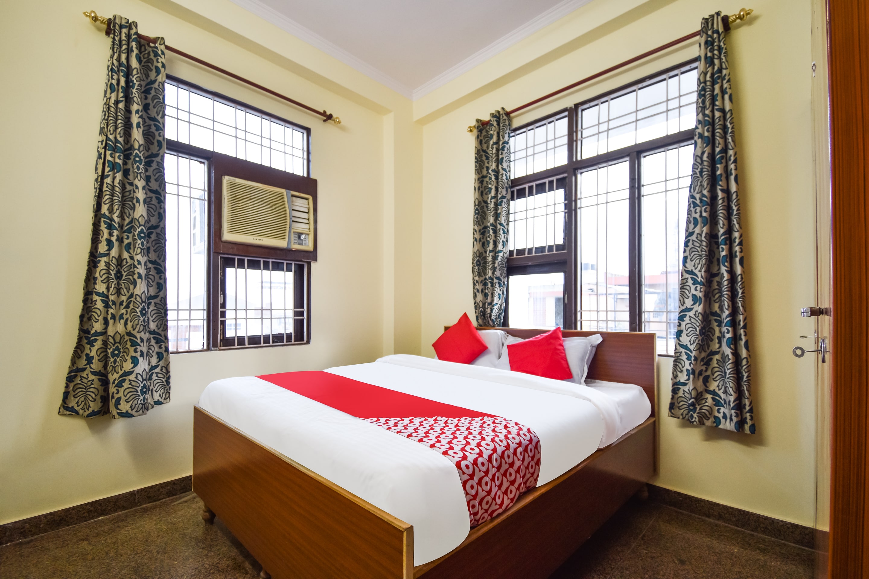 hotel o pragati inn