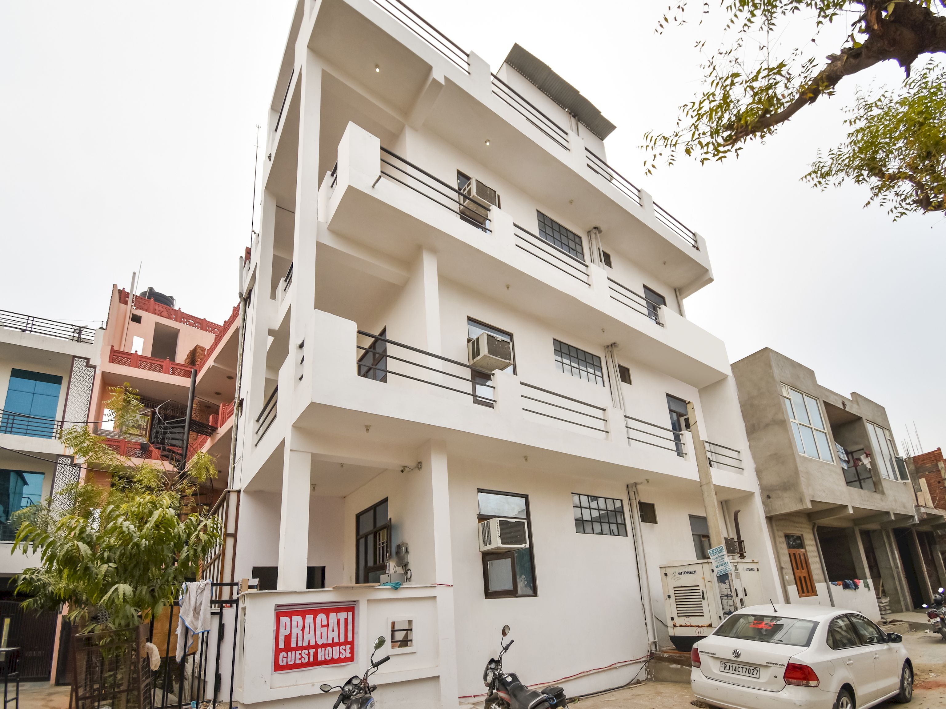 hotel o pragati inn