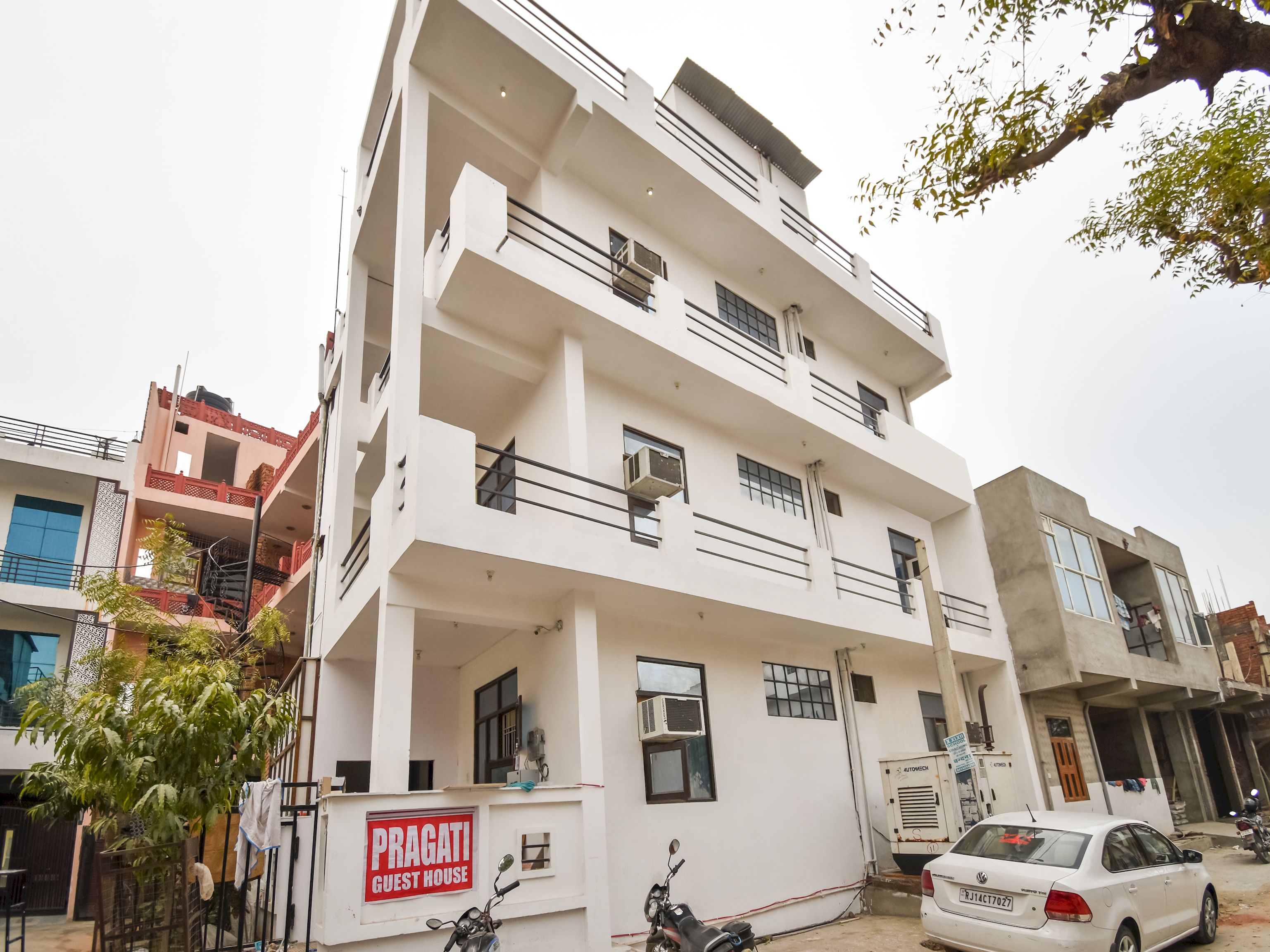 hotel o pragati inn