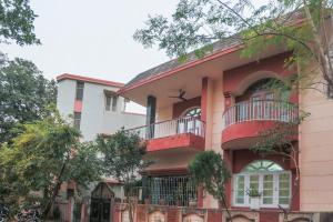 hotel o ma kali guest house