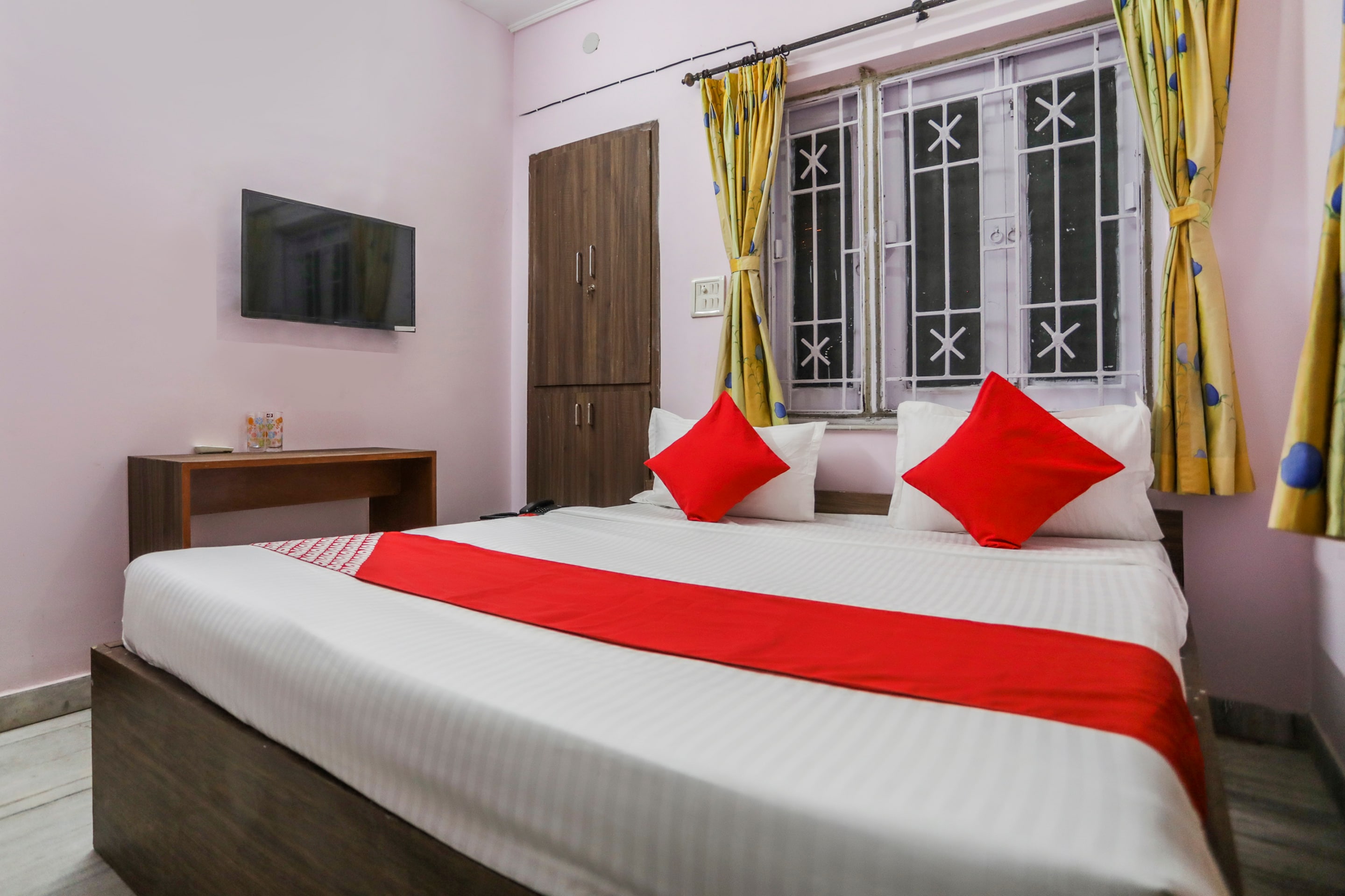 hotel o ma kali guest house