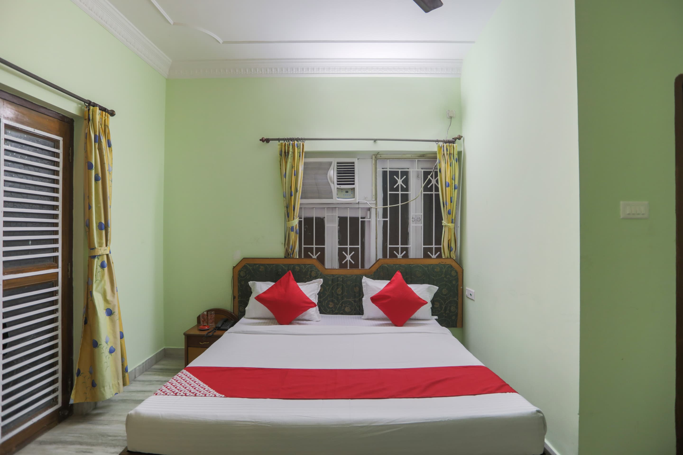 hotel o ma kali guest house